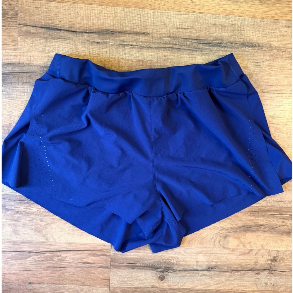 NWOT Athleta Fast Route Lasercut Run Short Blue Large Laser Cut Running Short